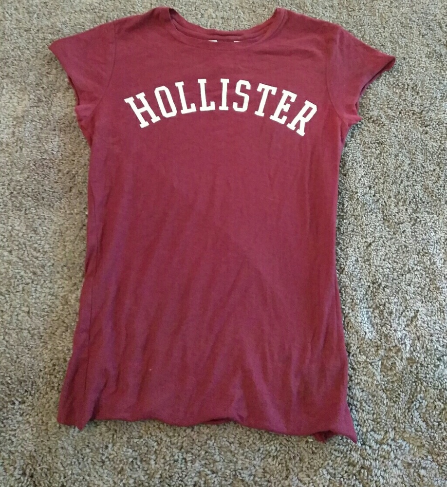 Maroon Hollister shirt